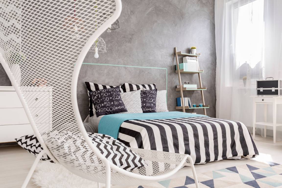Bedroom With Modern Wall Plaster Idea