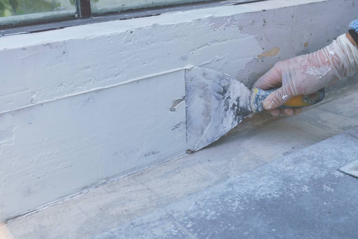 Plastering The Walls With Plaster, Plastering The Walls With Plaster